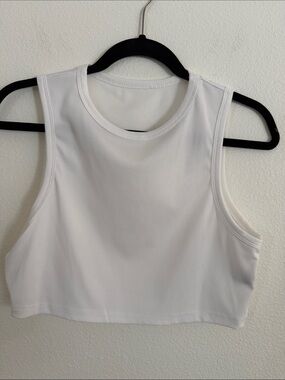 SHEIN White Ribbed Cropped Tank